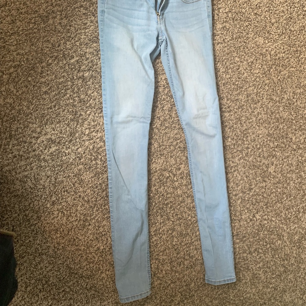Hollister skinny jeans - Picture 2 of 4